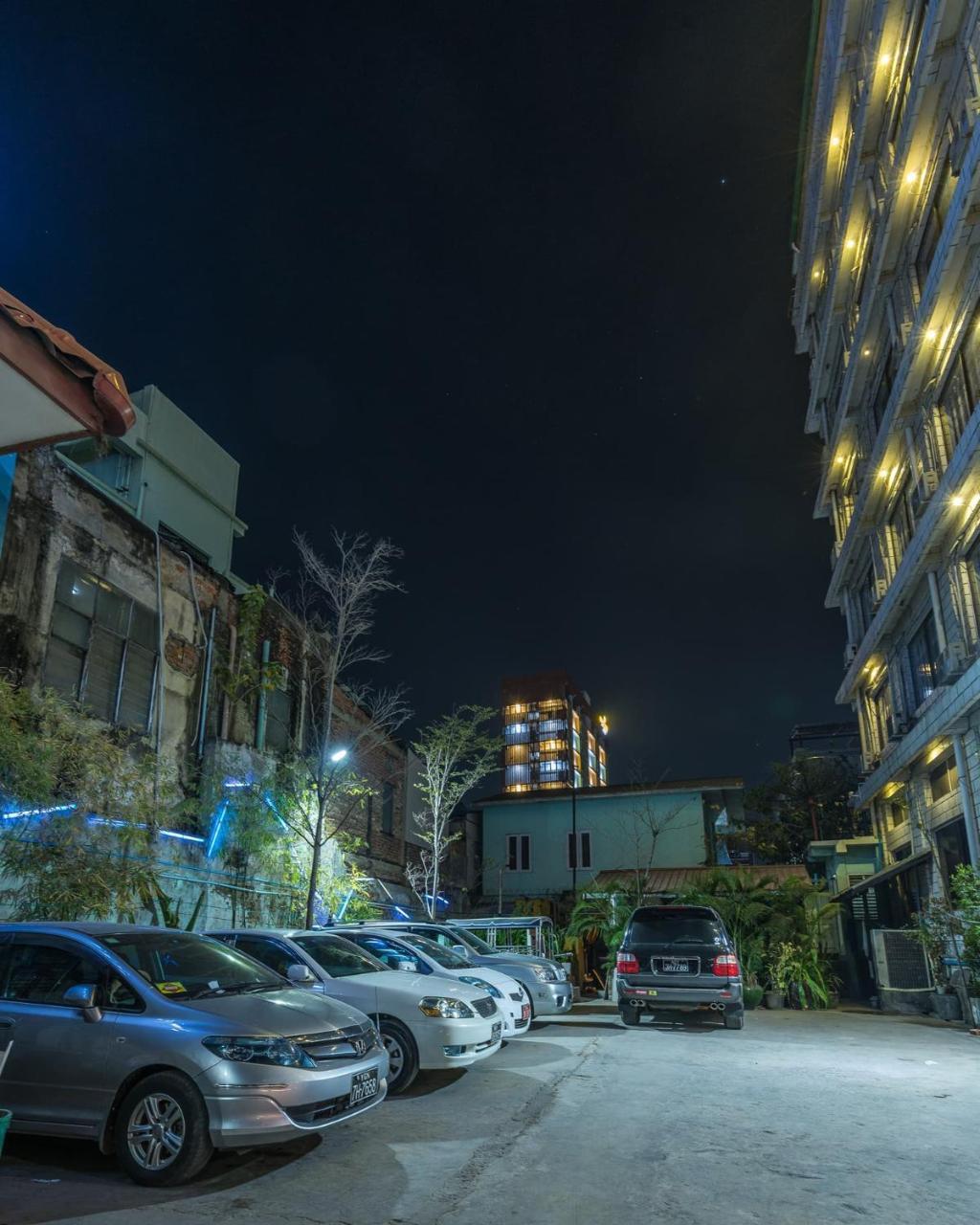 Sunrise Hotel Mandalay Ngoại thất bức ảnh